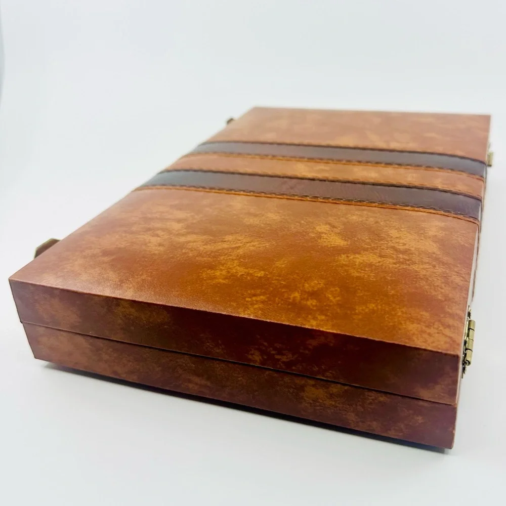 Backgammon Set - Classic Board Game Case - 2 Players - Picture 5 of 7